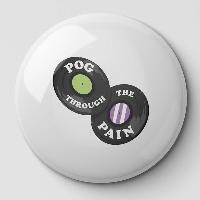 tommyinnit-pins-pog-through-the-pain-music-disc-pin